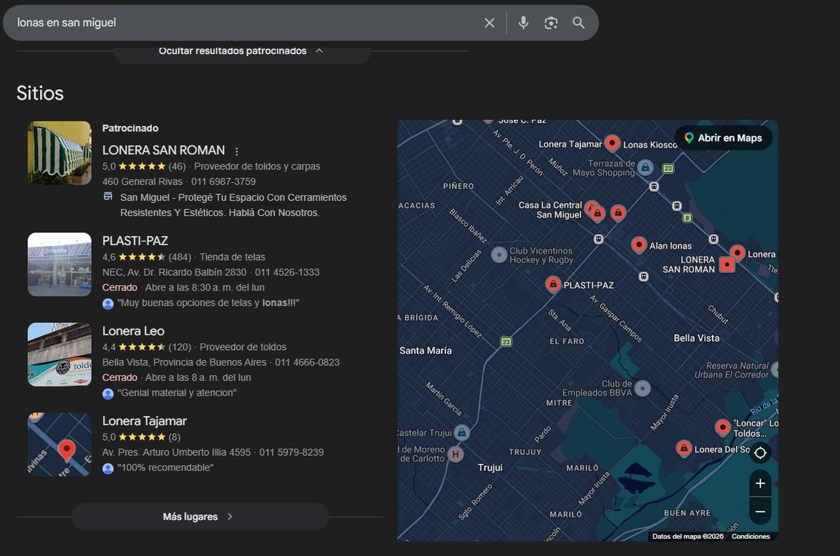 Captura de búsqueda en Google mostrando cliente en primera posición del panel local con 5 estrellas